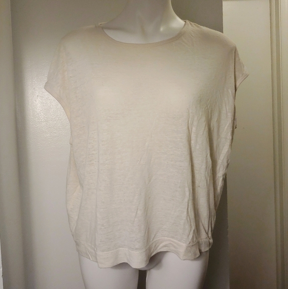 Old navy creamish colored shorty sleeve slouch top - Picture 1 of 4